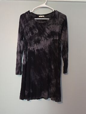 Vestique Black and Charcoal Tie-Dye Tunic